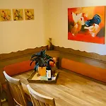 住宿加早餐酒店 Almhuette Zwei Welten 上韦拉赫