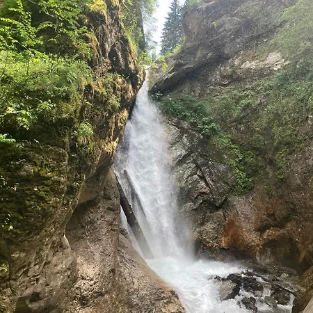 Almhuette Zwei Welten 3*