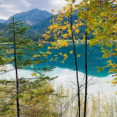 Almhuette Zwei Welten فندق مبيت وإفطار