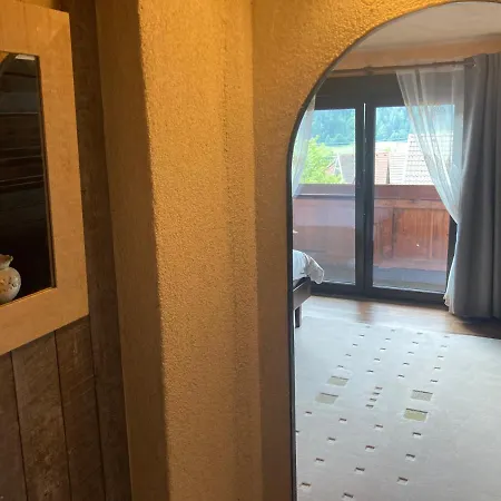 Almhuette Zwei Welten 住宿加早餐酒店 3*