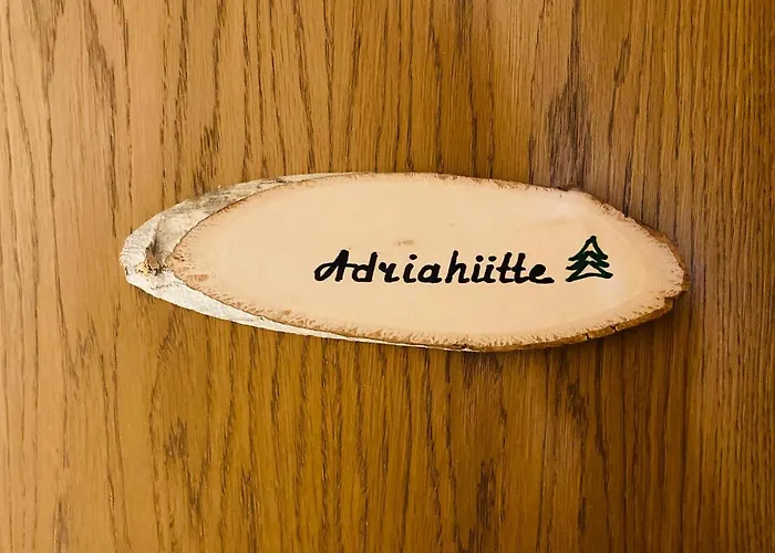 Almhuette Zwei Welten