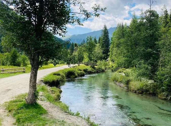 Almhuette Zwei Welten