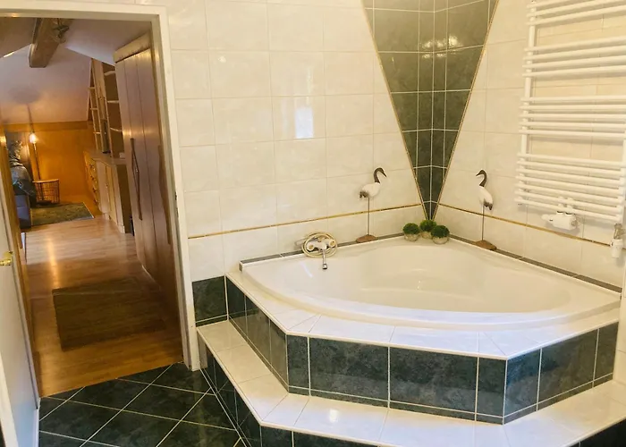 Almhuette Zwei Welten Bed & Breakfast